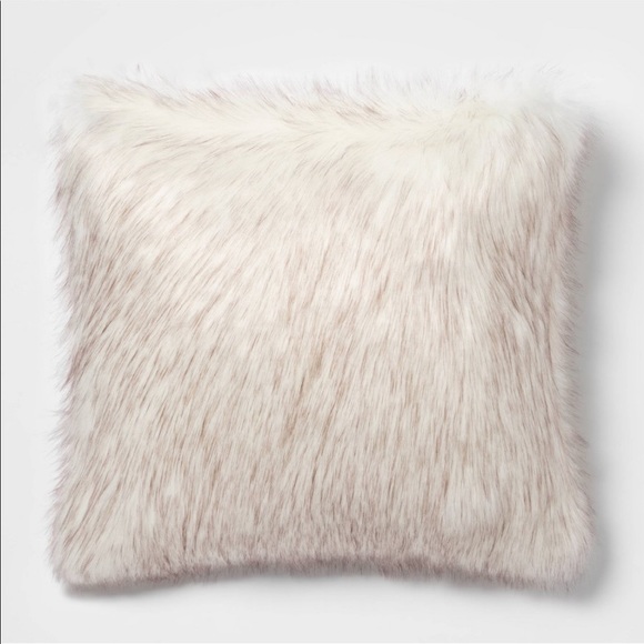 threshold faux fur pillow